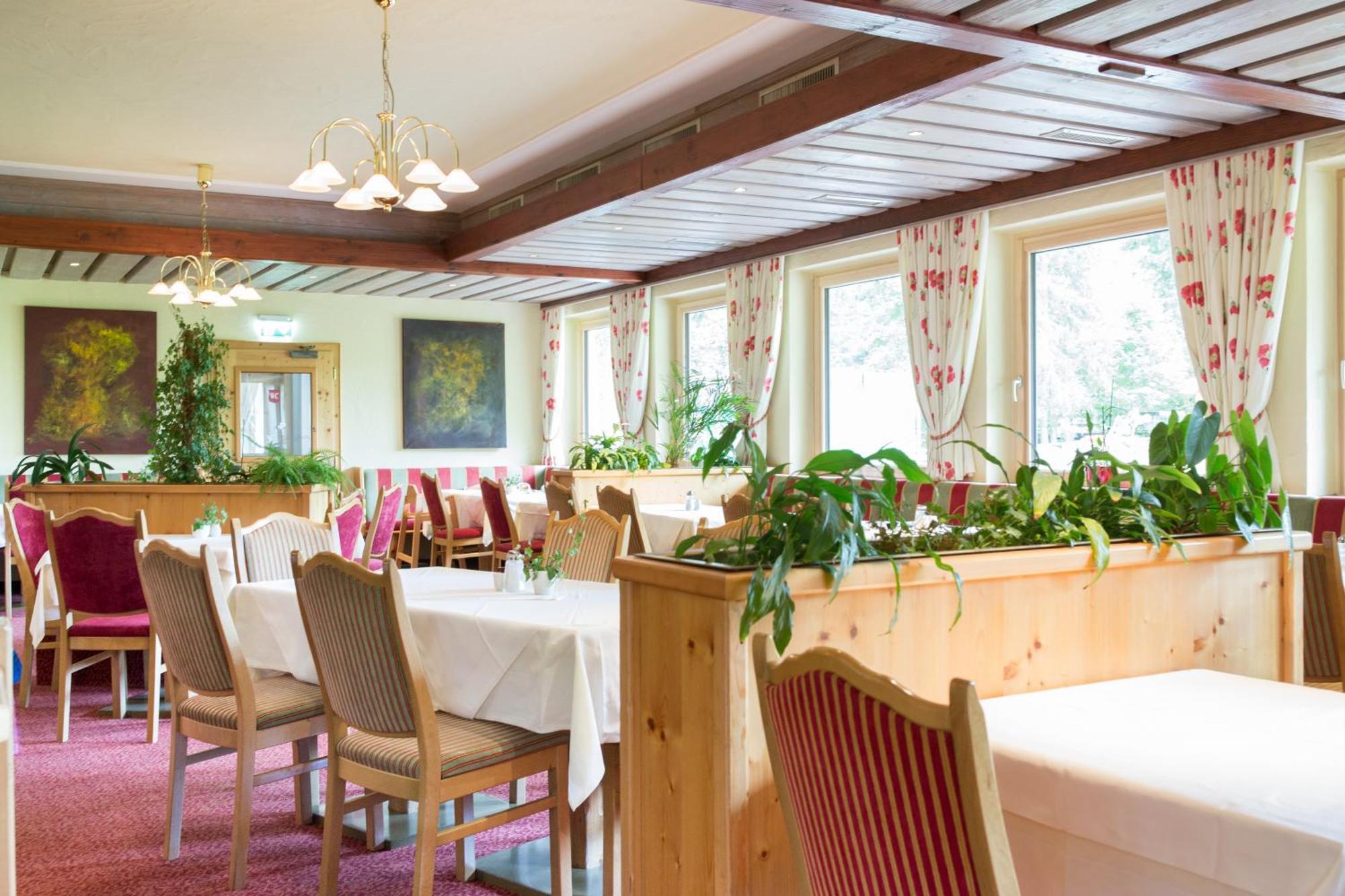 Familienhotel Lengauer Hof Зальбах-Хинтерглемм Экстерьер фото
